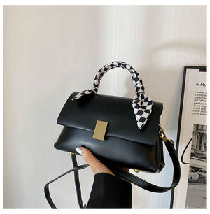 Simple Elegant Commuter Handbag