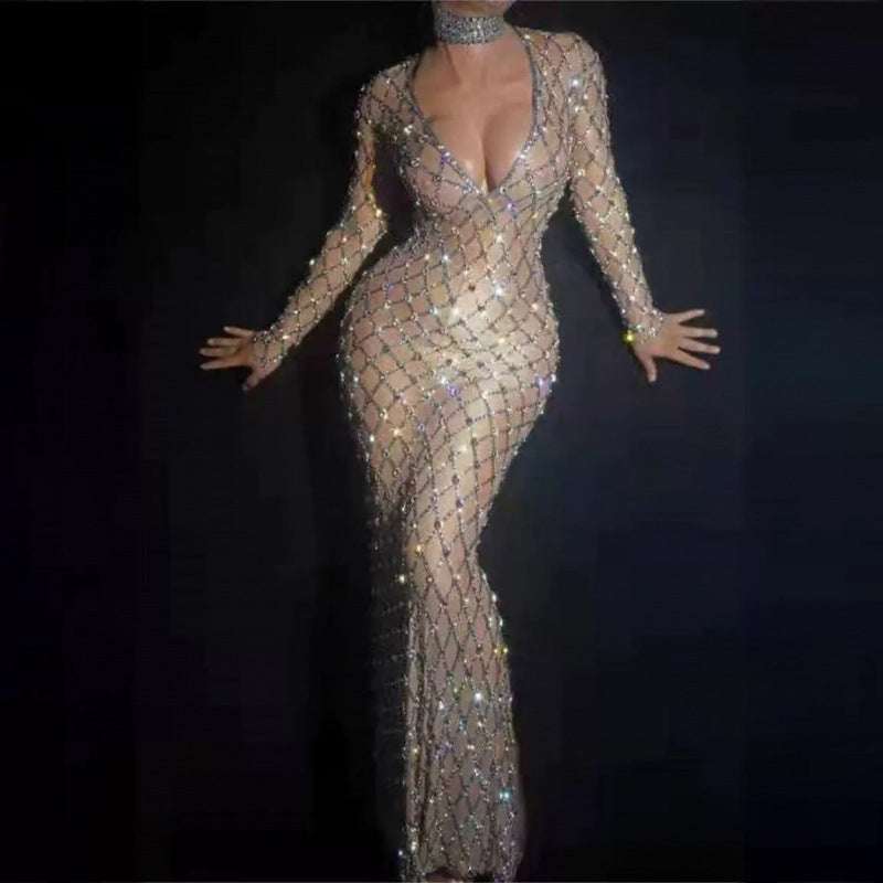 Crystals hollow out see-through bodycon dress with sparkling crystal detailing and figure-hugging silhouette for glamorous evening wear