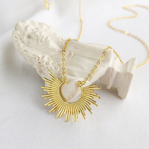 Lujayn Clavicle Necklace