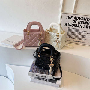 Stylish diamond embroidery polyester shoulder bag featuring intricate threadwork and a chic lightweight design