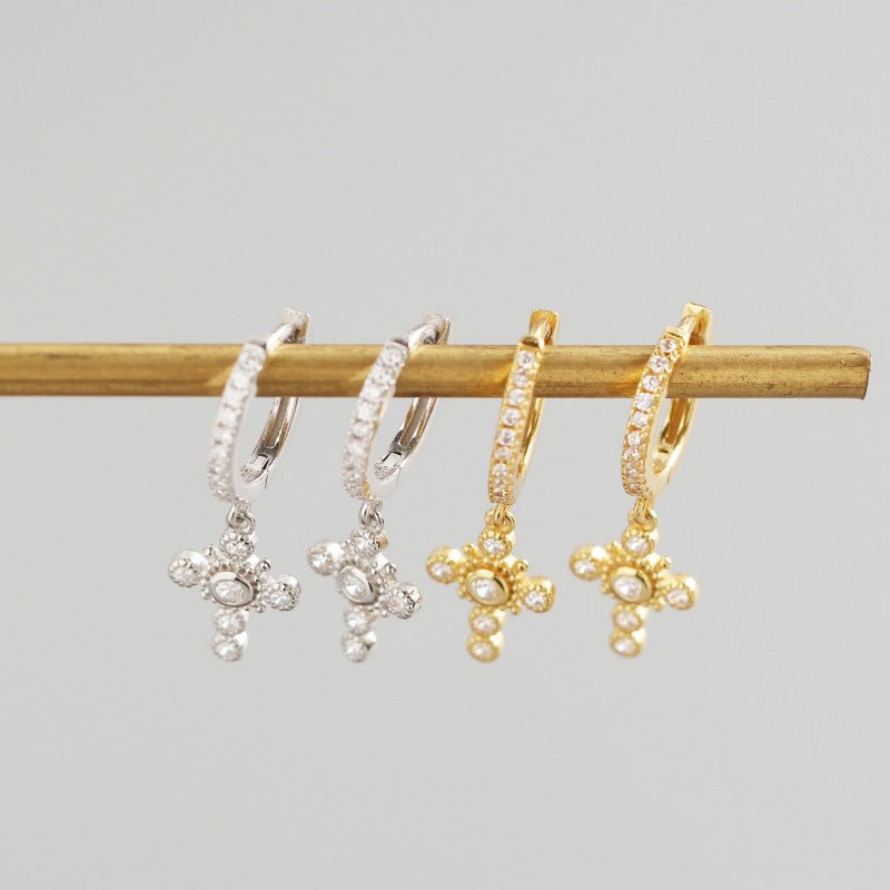 Nivianne Platinum Earrings