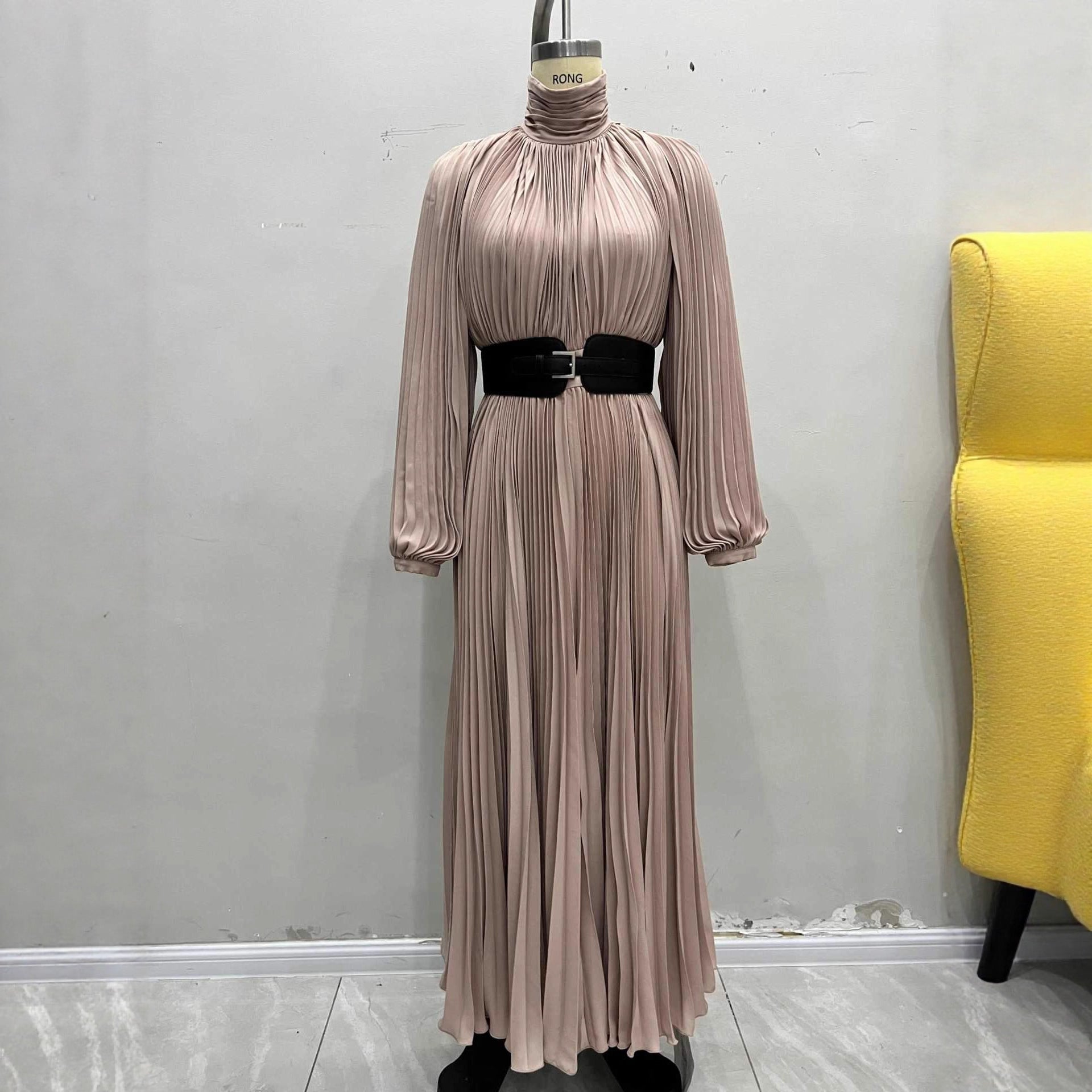 Élianne High-Neck Maxi