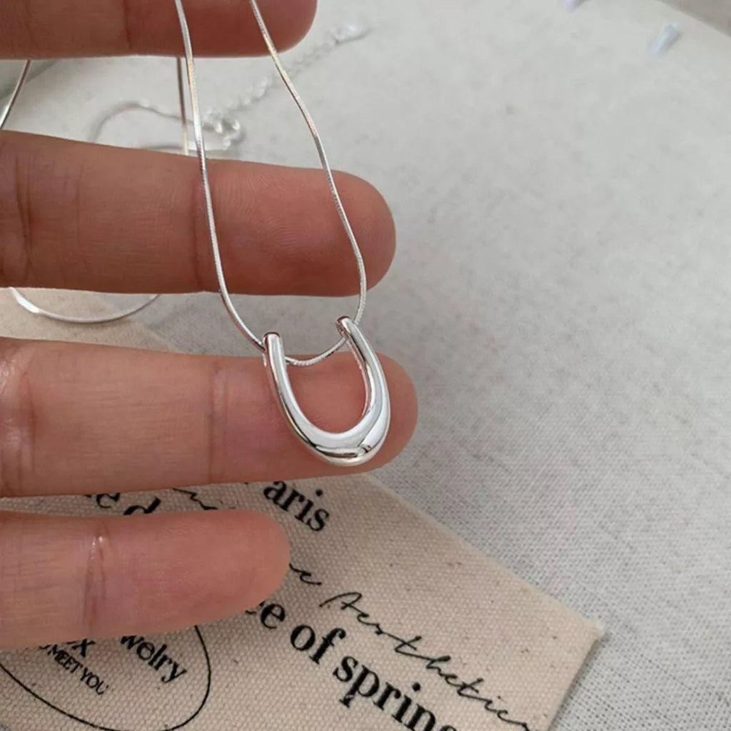 Argenta Pendant Necklace